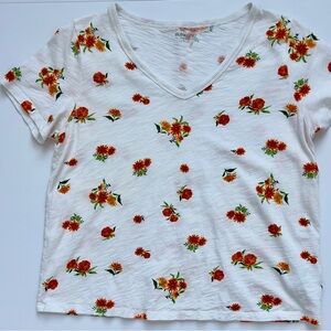 Old Navy White Floral V-Neck Tee